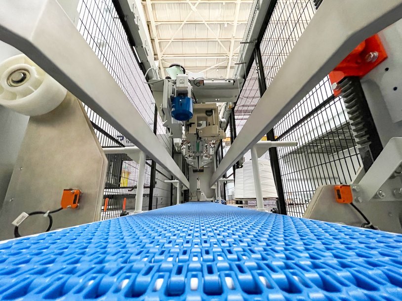 Introducing the CHRONOS OML-1060 – The start of a new series of fully automated packaging equipment